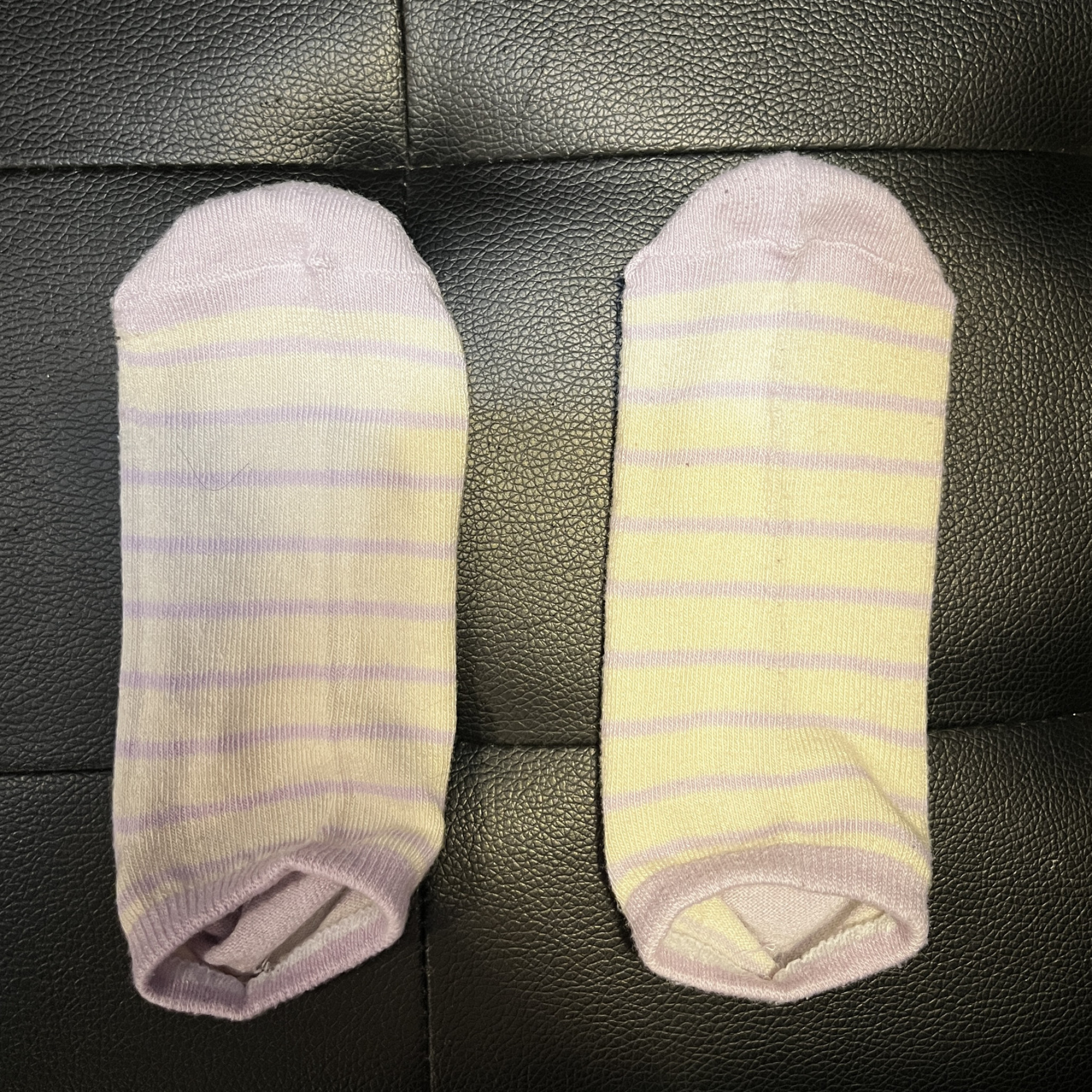 Thin Purple White Striped Socks
