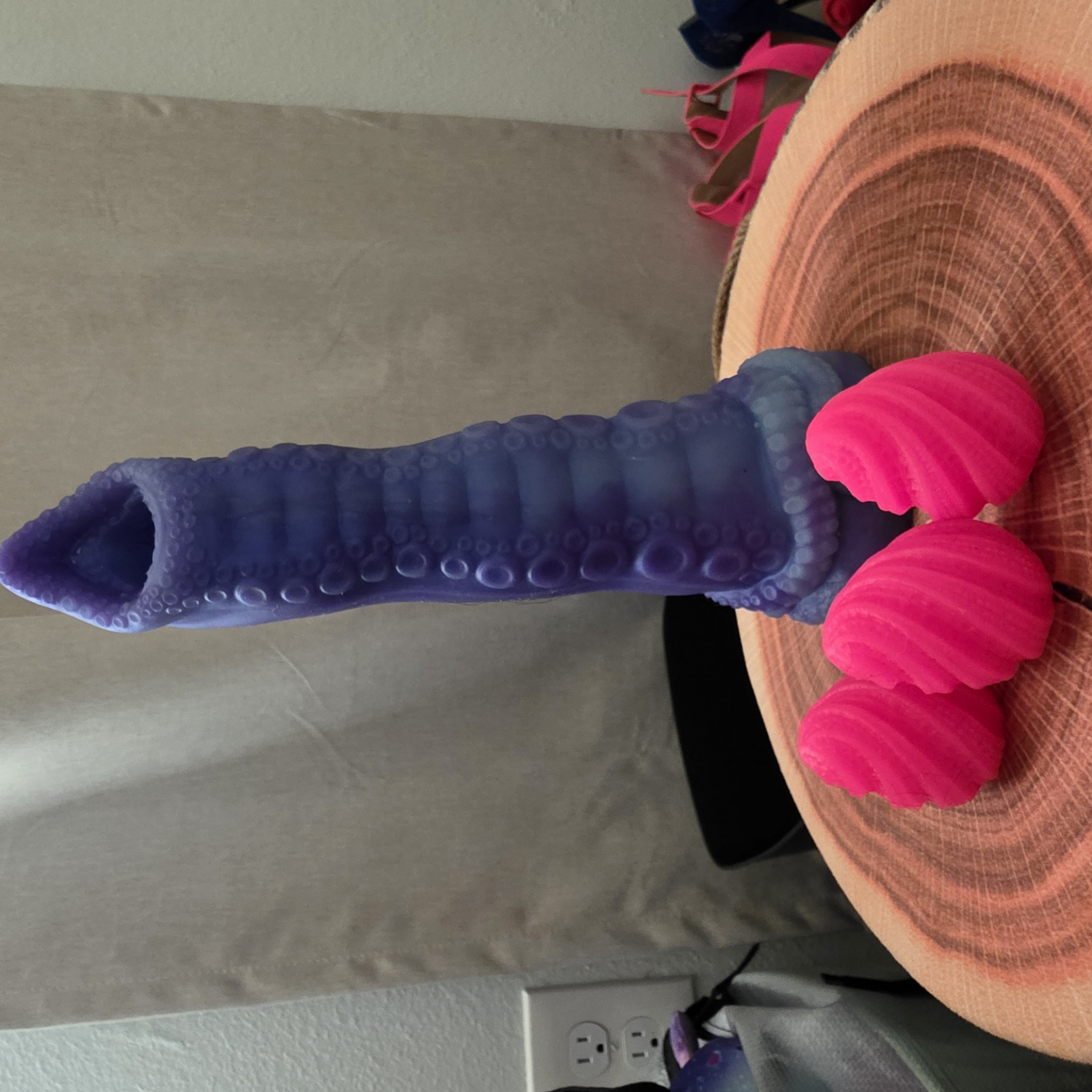 Uberime xl custom pour Ovipositor with 3 eggs