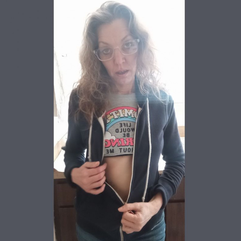 the Photoset to video Help with kitchen chores for a reward