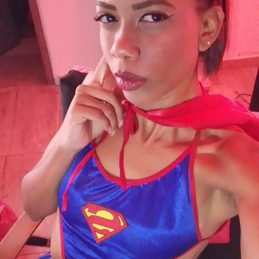 make me your favorite heroine