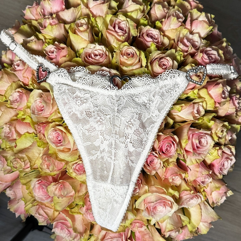 White Heart Lace VS Thong