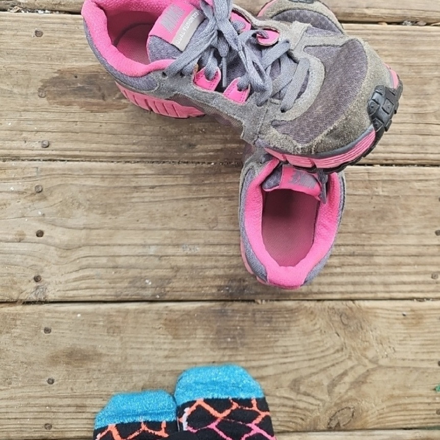 Well loved tennis shoes