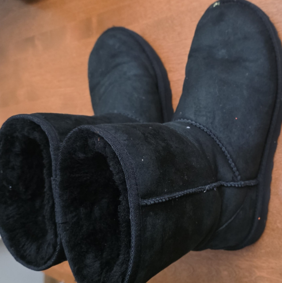 Well Worn Sweat Fragrance Is Amazing Ugg Boots