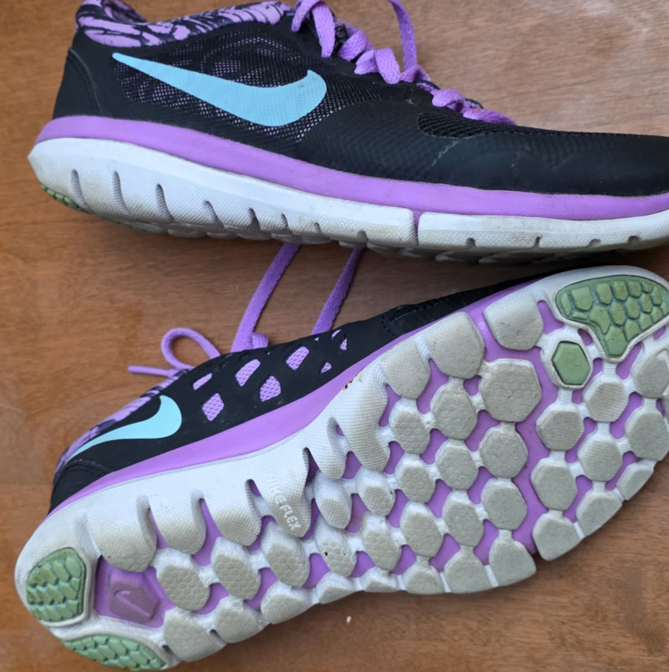 1500 Mile Nike Running Shoe