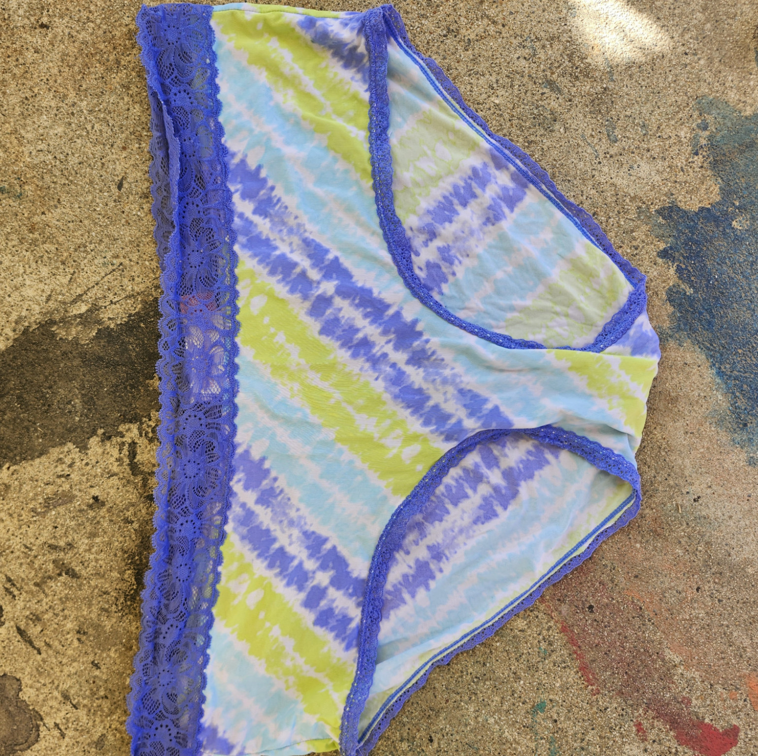 Silky feeling tyedye panties