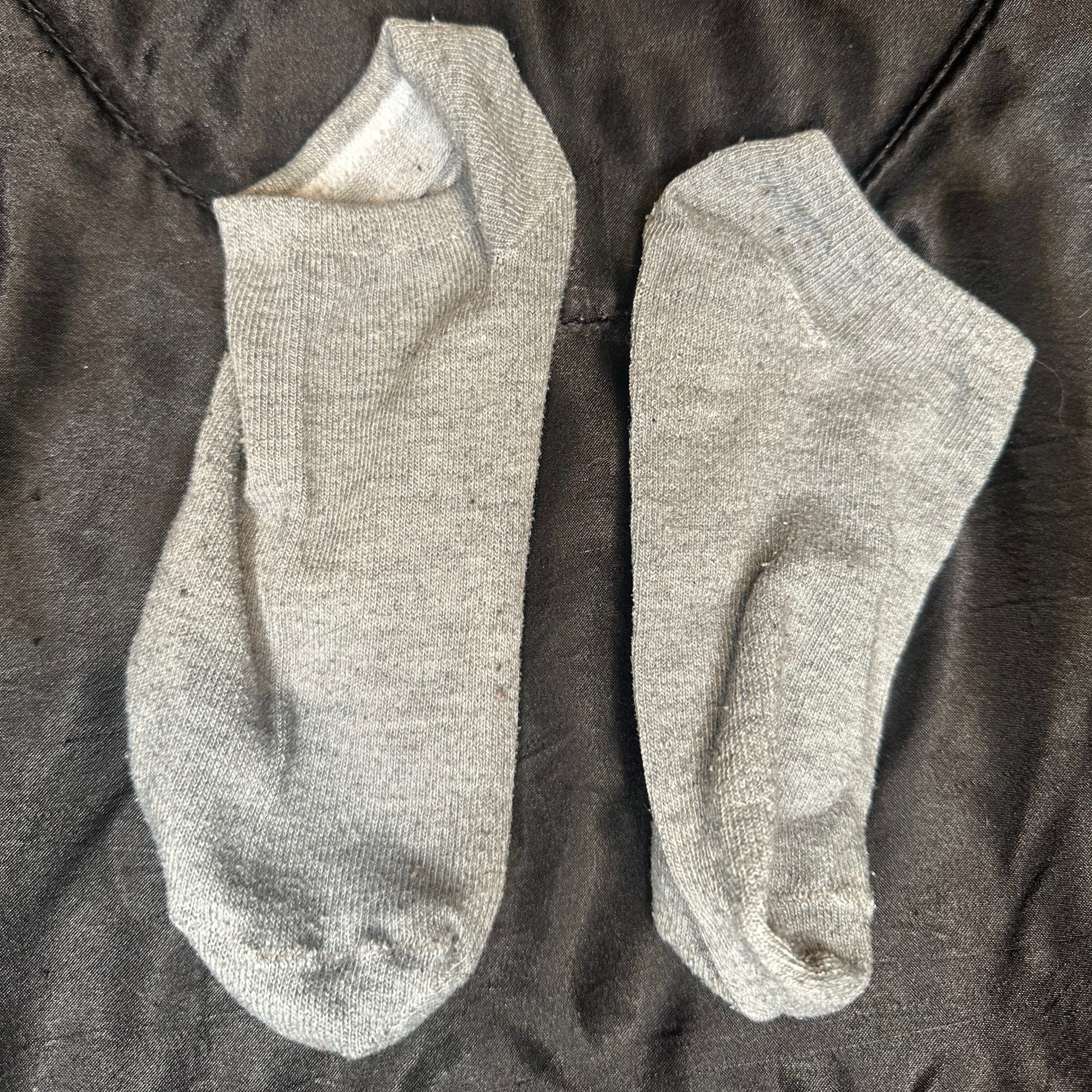 Grey ankle socks