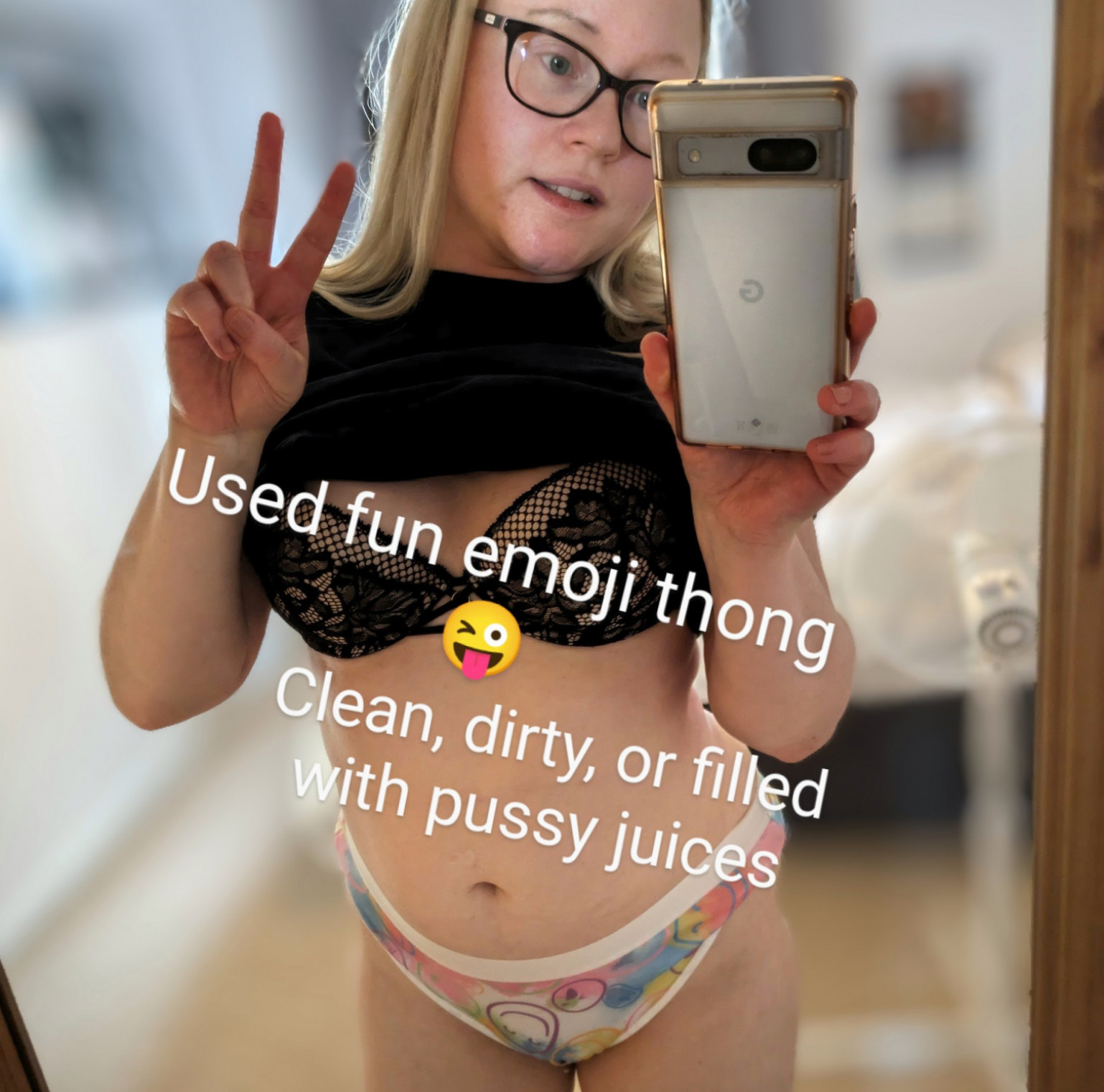 Used Emoji Thongs: Arse Smelling or Clean