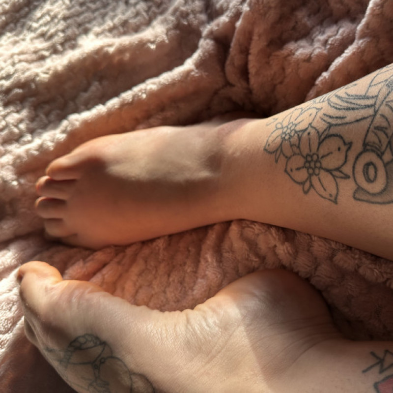 Feet pics