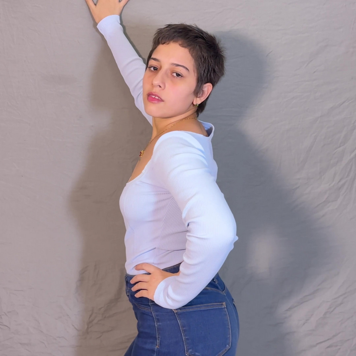 Model any outfit you choose