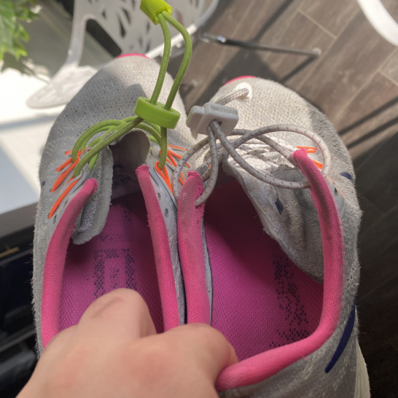 OLD NIKE GUM SNEAKERS