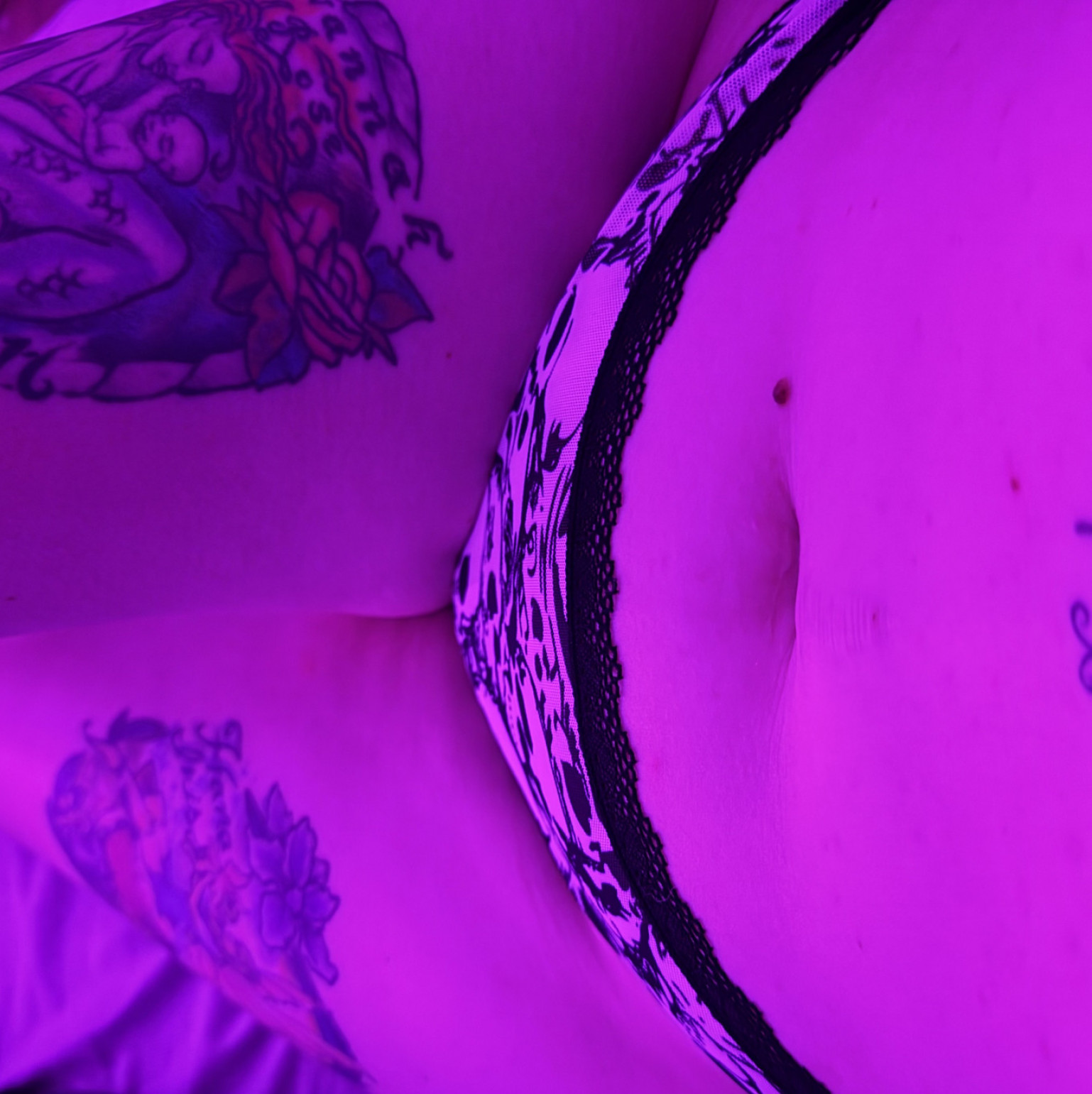 Skull printed thong