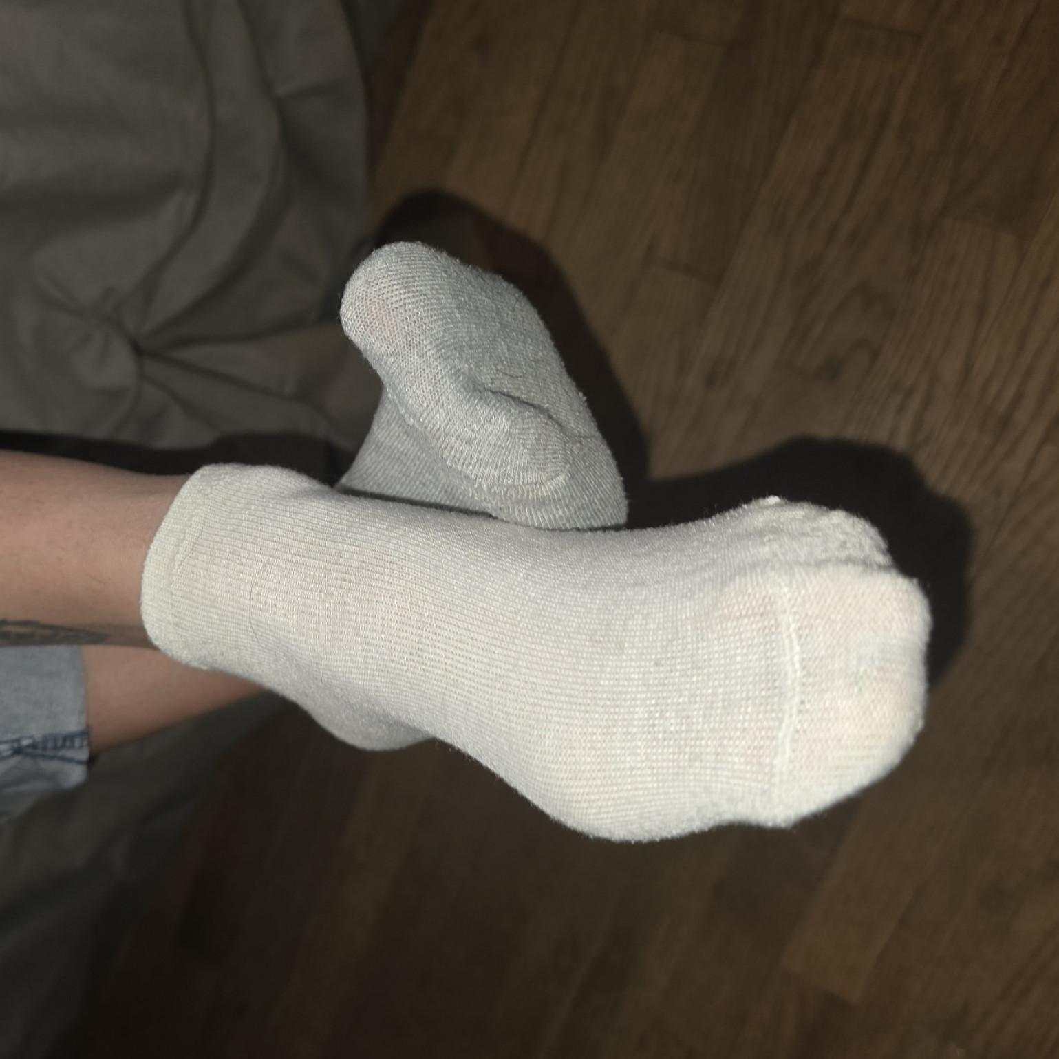 XOXO gray and white ankle socks