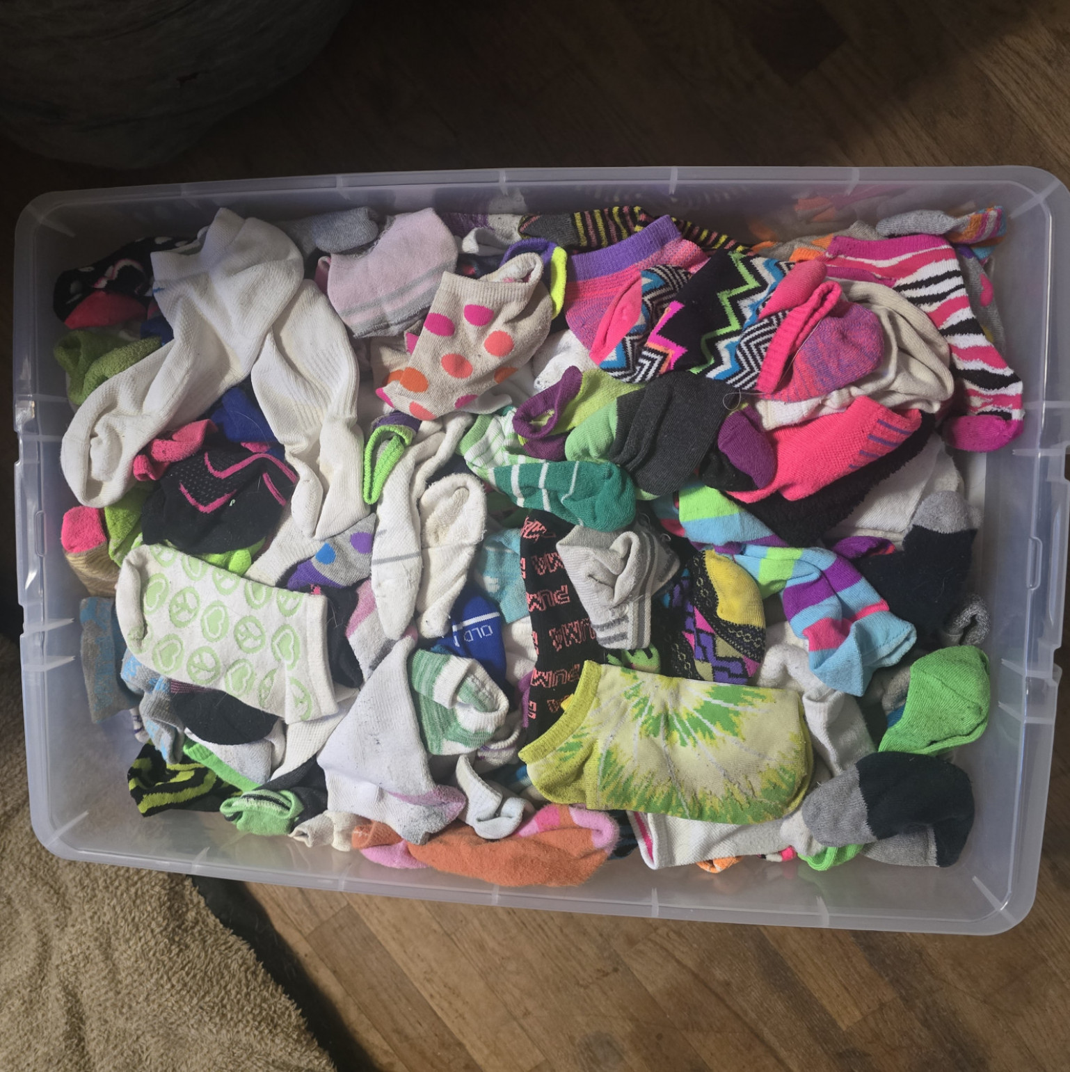 10 pairs of matching socks
