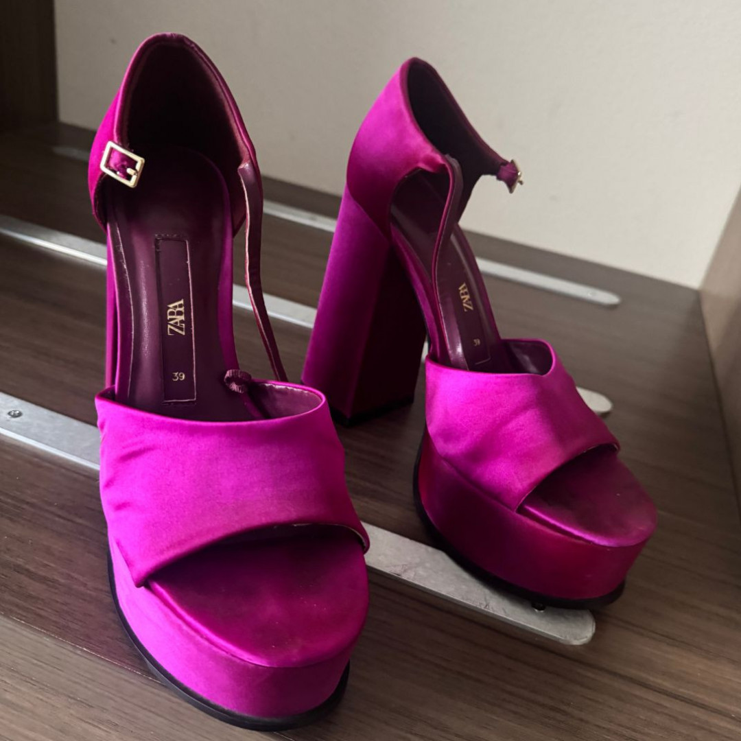 Zara Pre Worn Satin Fuchsia Platform Heels Size 39