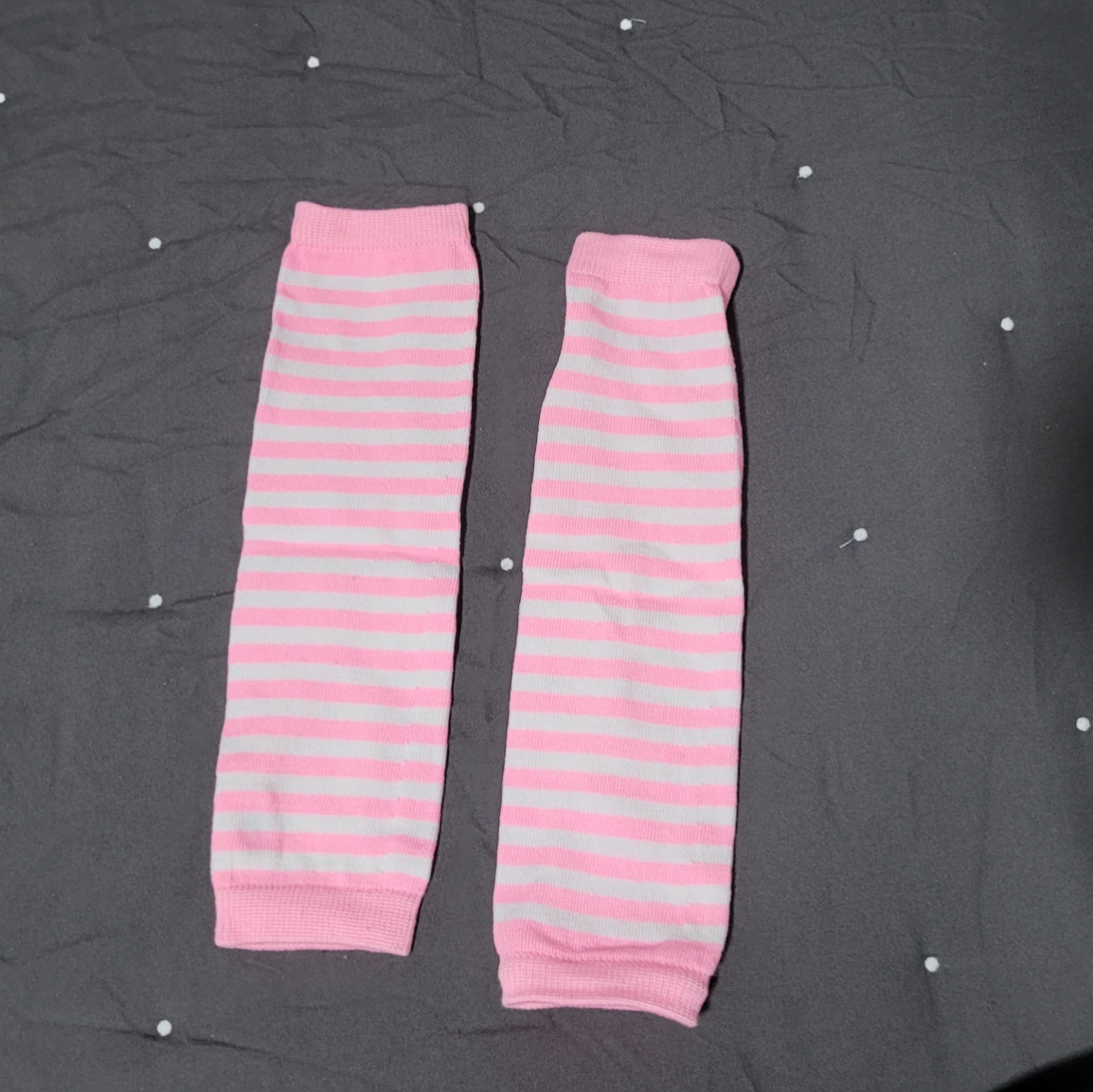 Puc style fingerless gloves Punk with white and pink lines