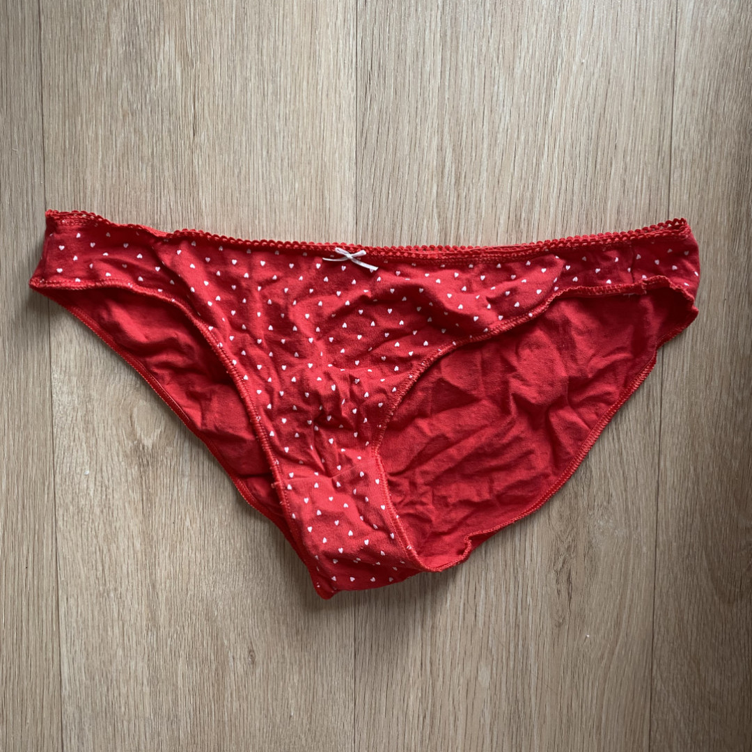 French teen dirty cotton panties