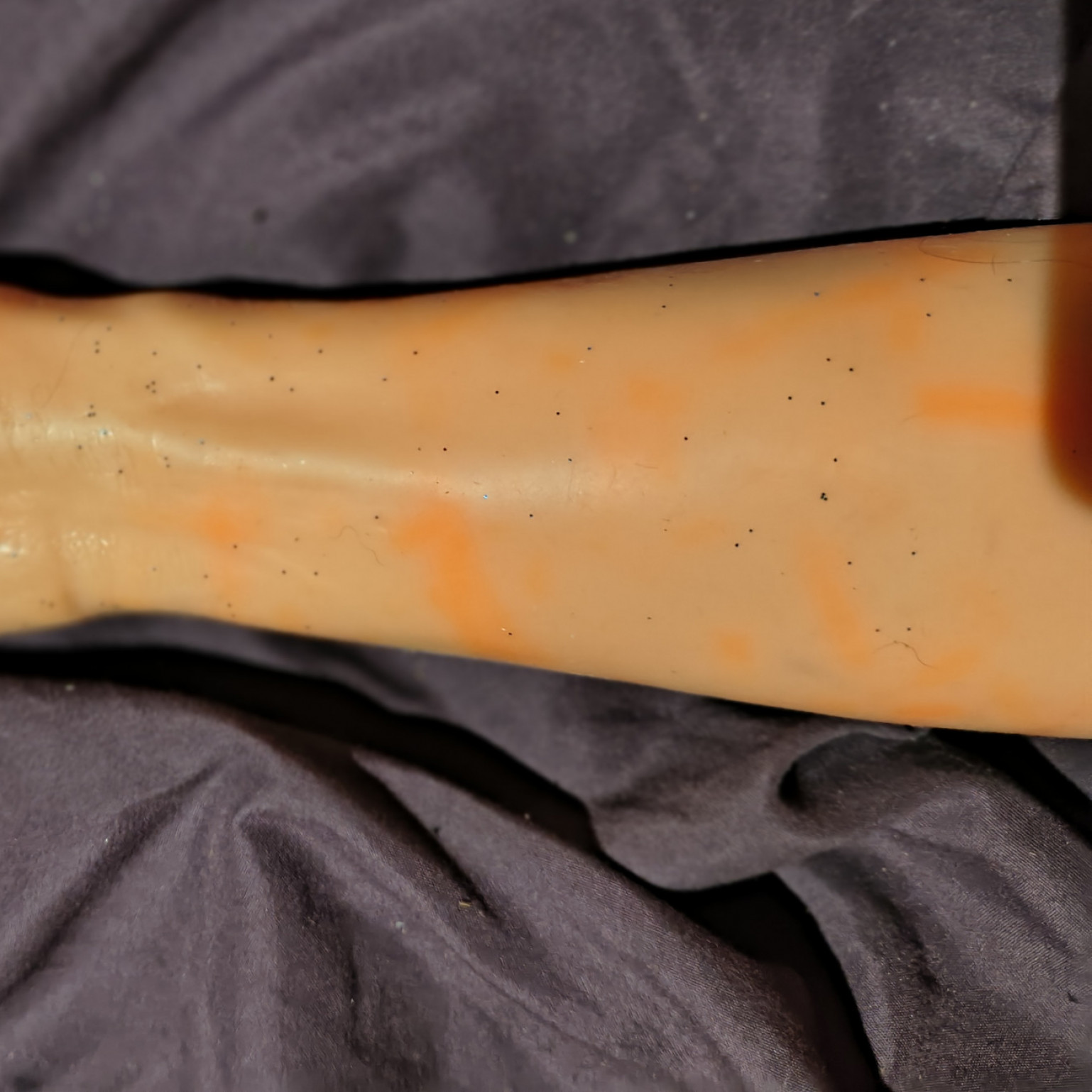 Fisting hand used in many videos n shows cumming hard