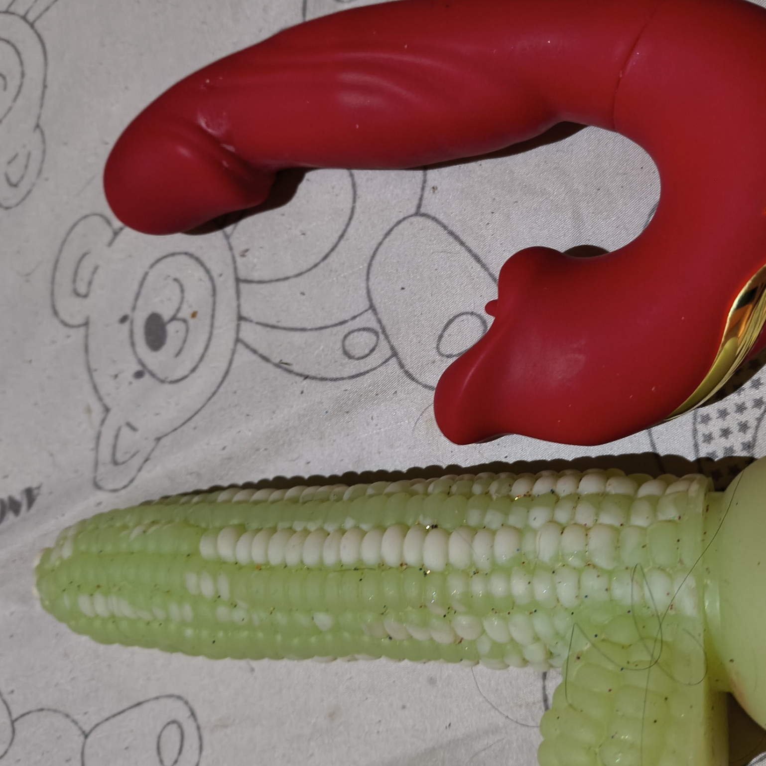 9 inch corn dildo and rose vibrating dildo