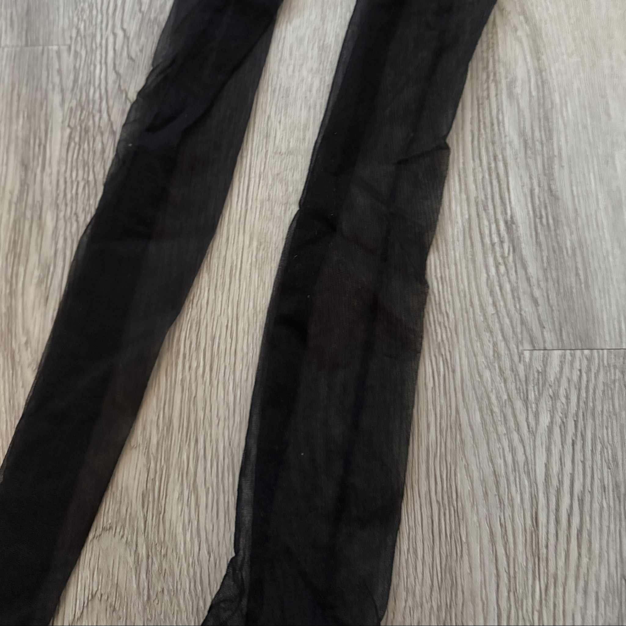 WORN TIGHTS WITH SEAM