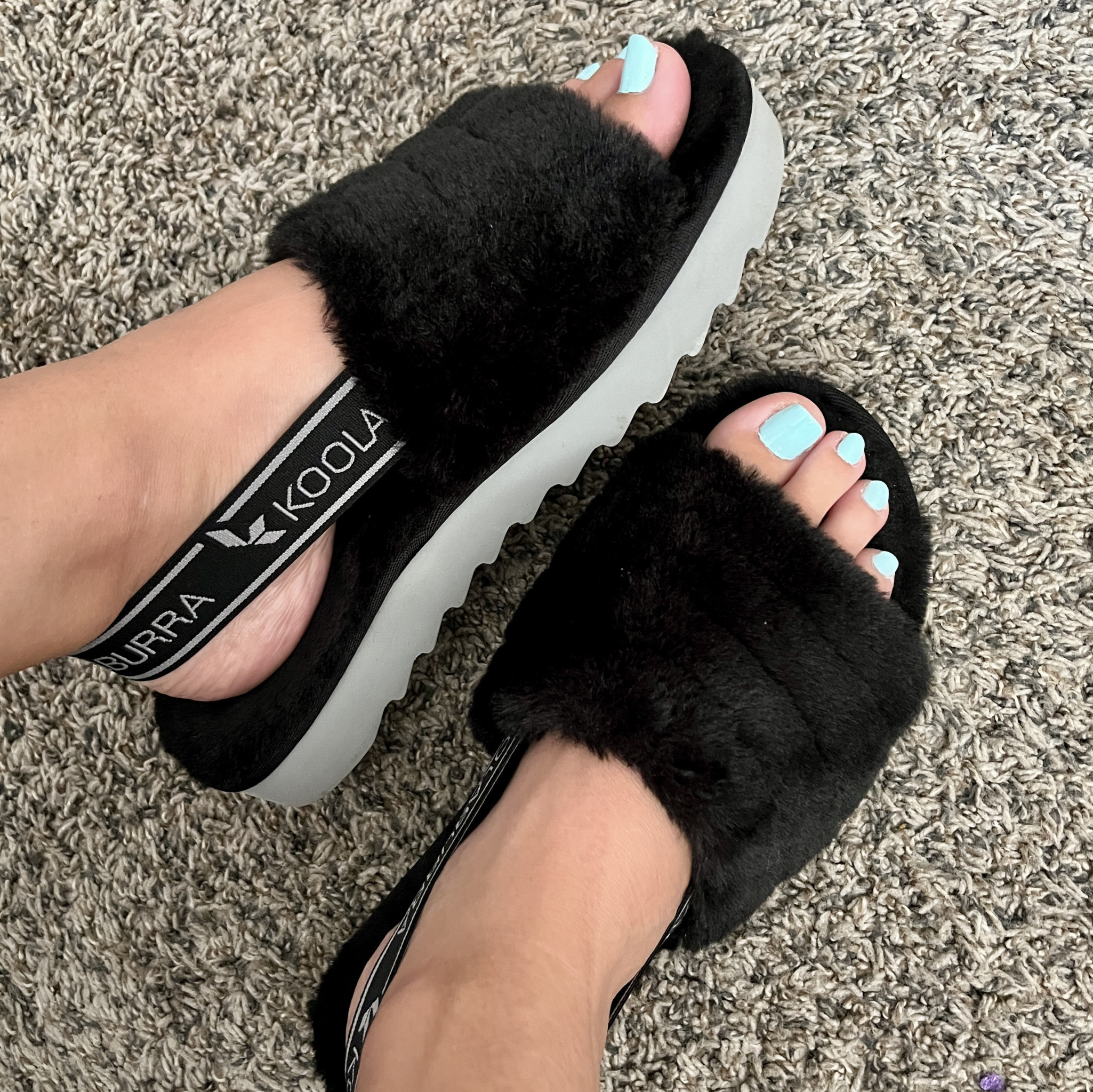 UGG Slippers with Fuzzy Worn Toe Prints