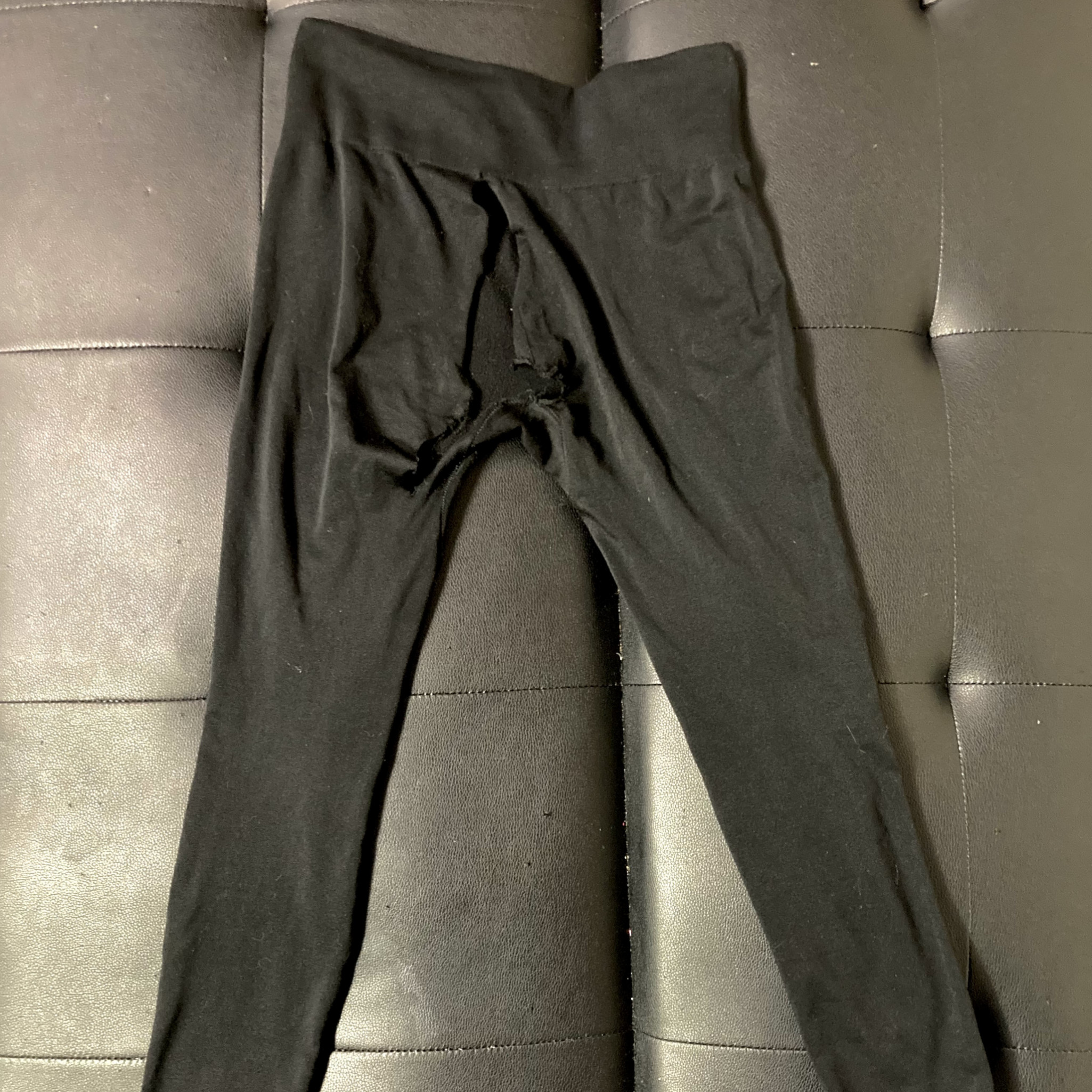 Ripped Leggins from Ripped Leggings Ends In Nasty Backshots!