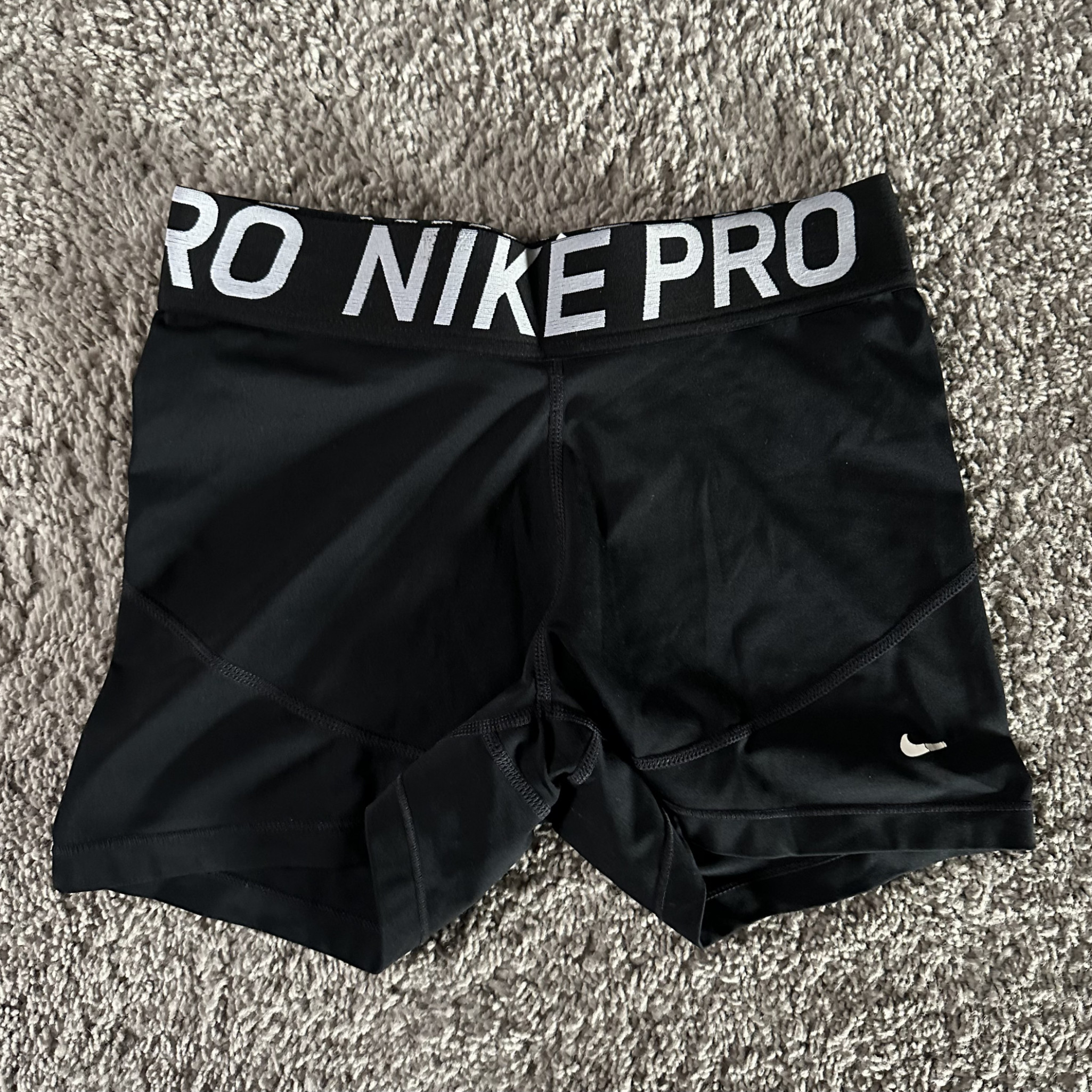 Black Nike Pros