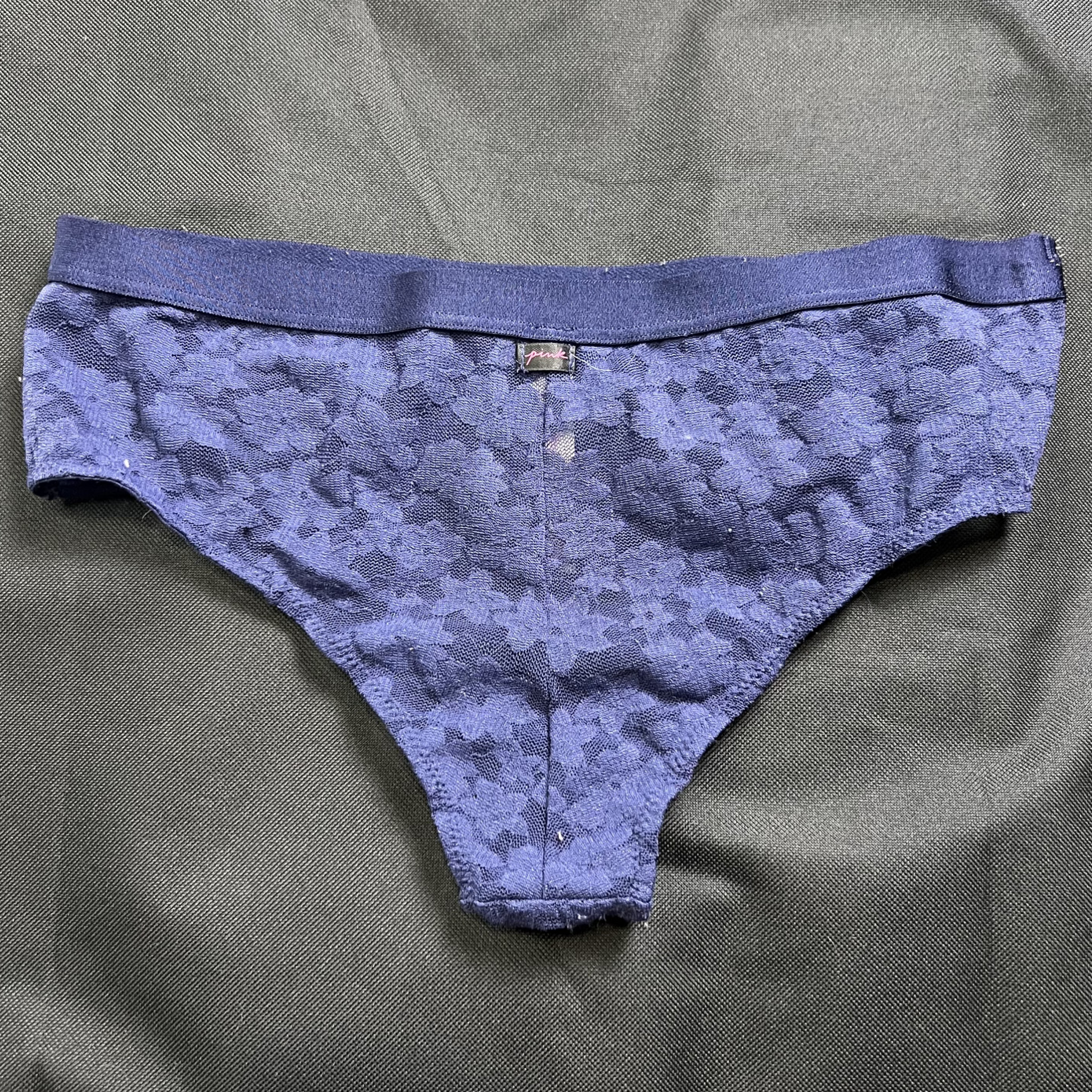 Navy Lace VS Hipsters