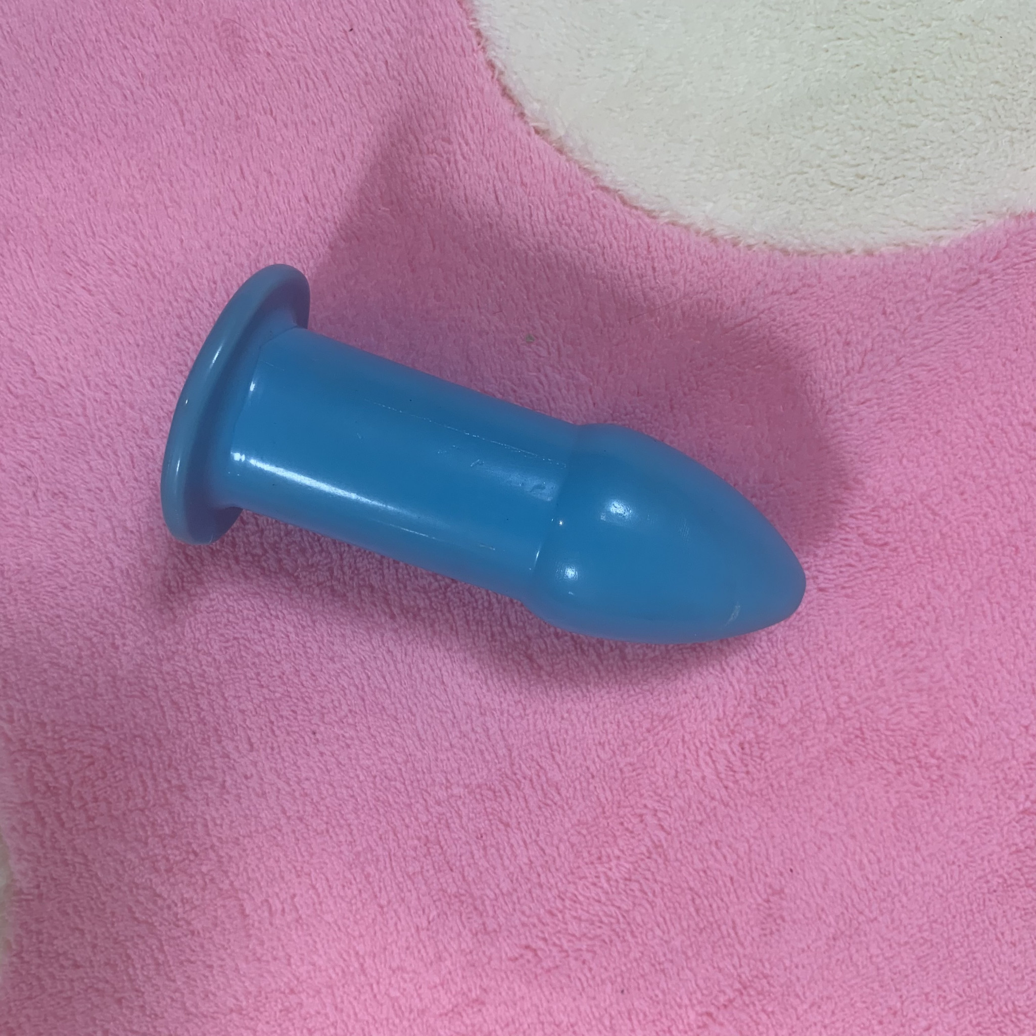 mike adriano anal dialator MEDIUM