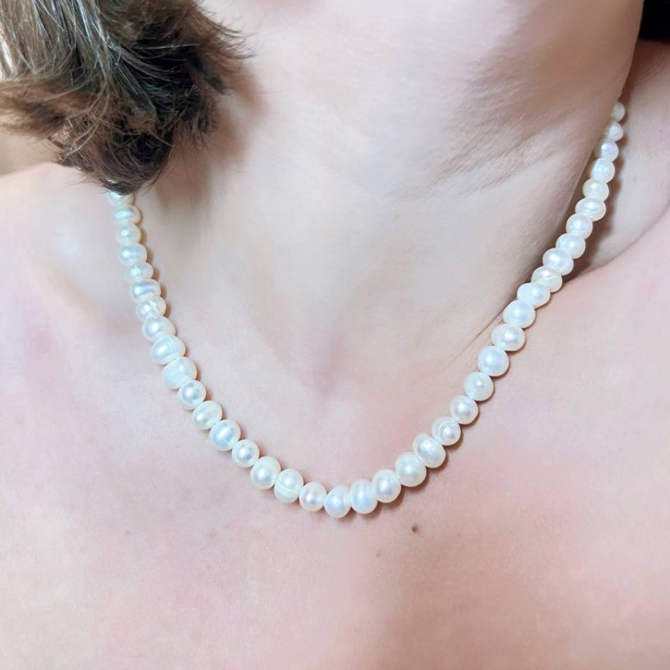 Freshwater pearl necklace