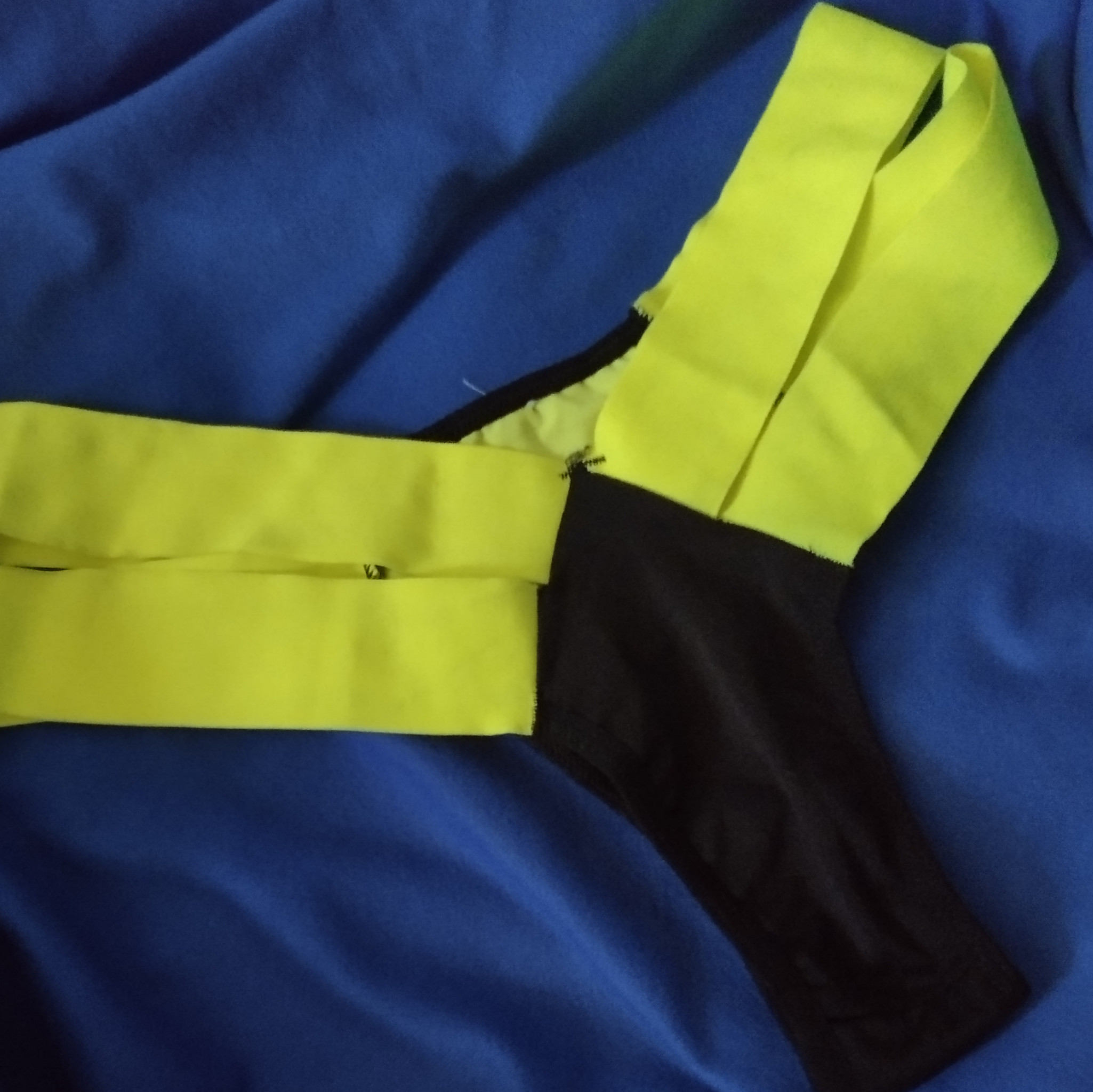 Green Nocturne Vert Whisper: A Statement in Geometric Luxury