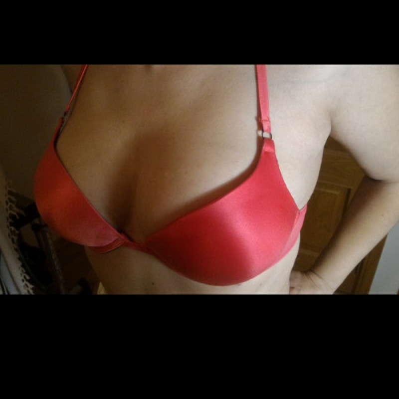 Sweat marks Pink Workout Bra