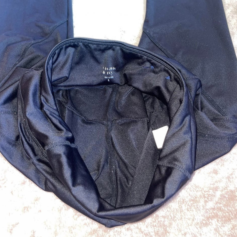 Black Leggings Crown and Ivy
