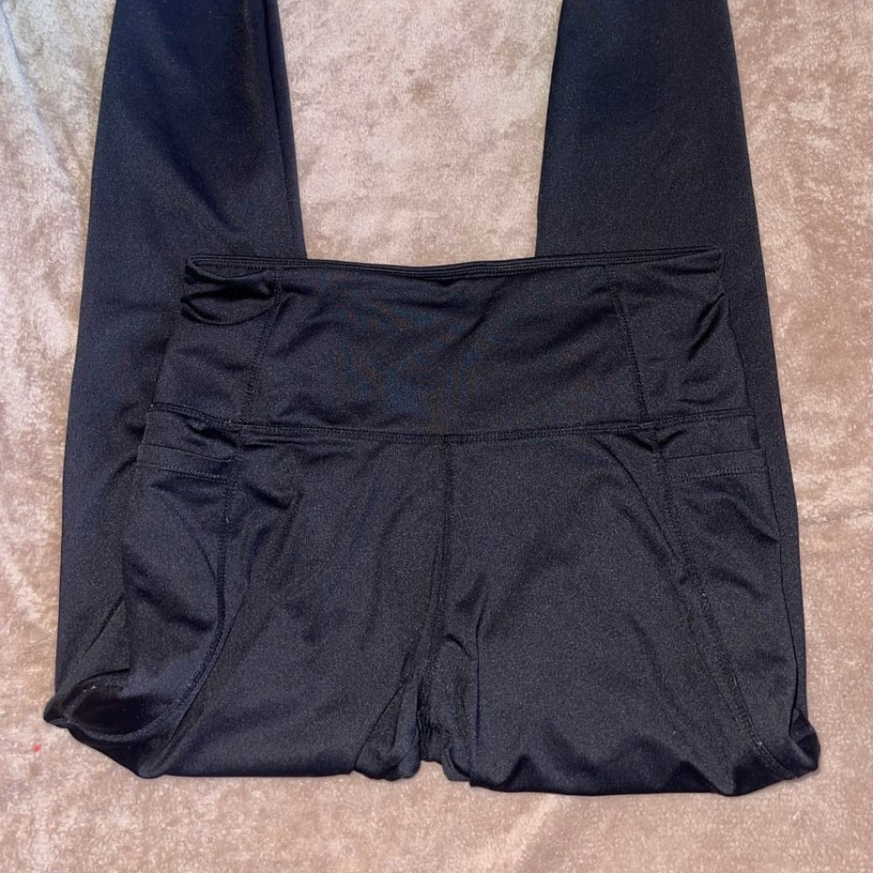 Black Leggings Crown and Ivy