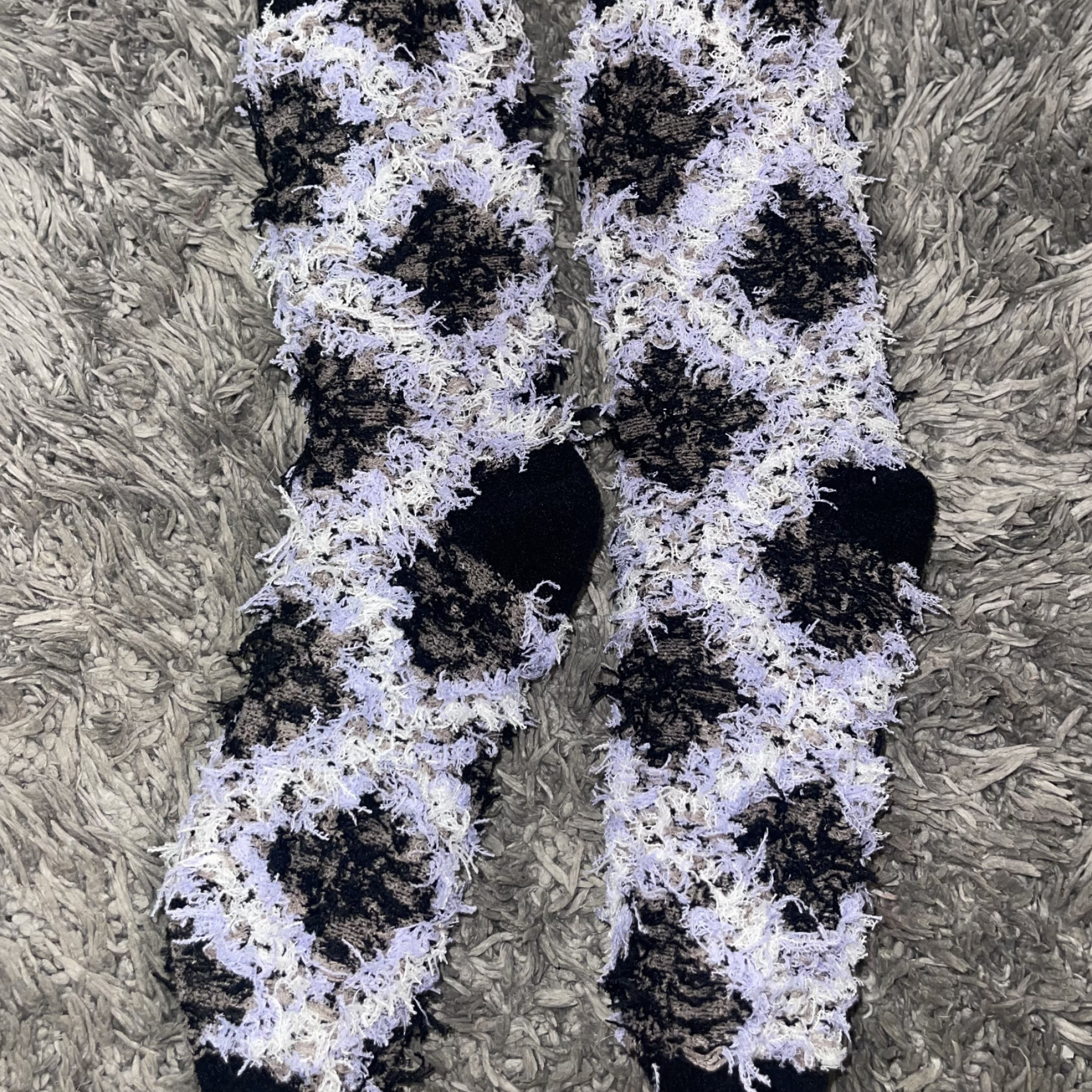 VS Fuzzy Long Socks w Grip