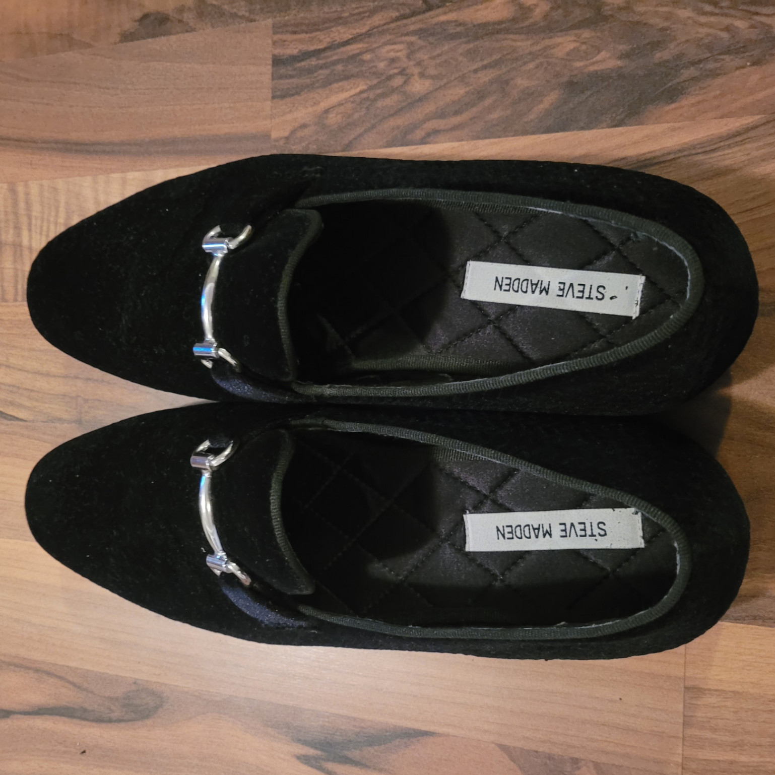 Luxurious black loafers Steve Madden