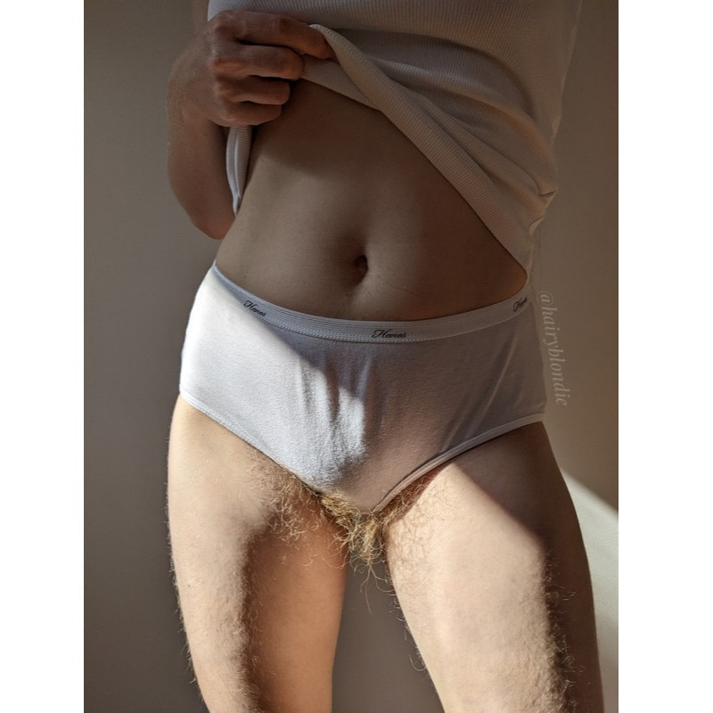 Very Musky Hanes